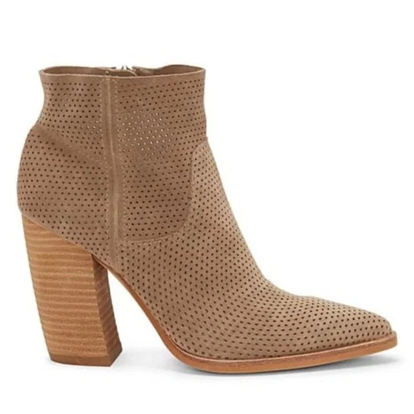 COPY - NWOB Vince Camuto Cava Ankle Suede Bootie Size 10 - Picture 2 of 5